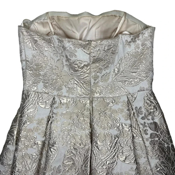 Cache Cream Brocade High-Low Ballgown with Beaded Embellishments Size 0 - Picture 11 of 16